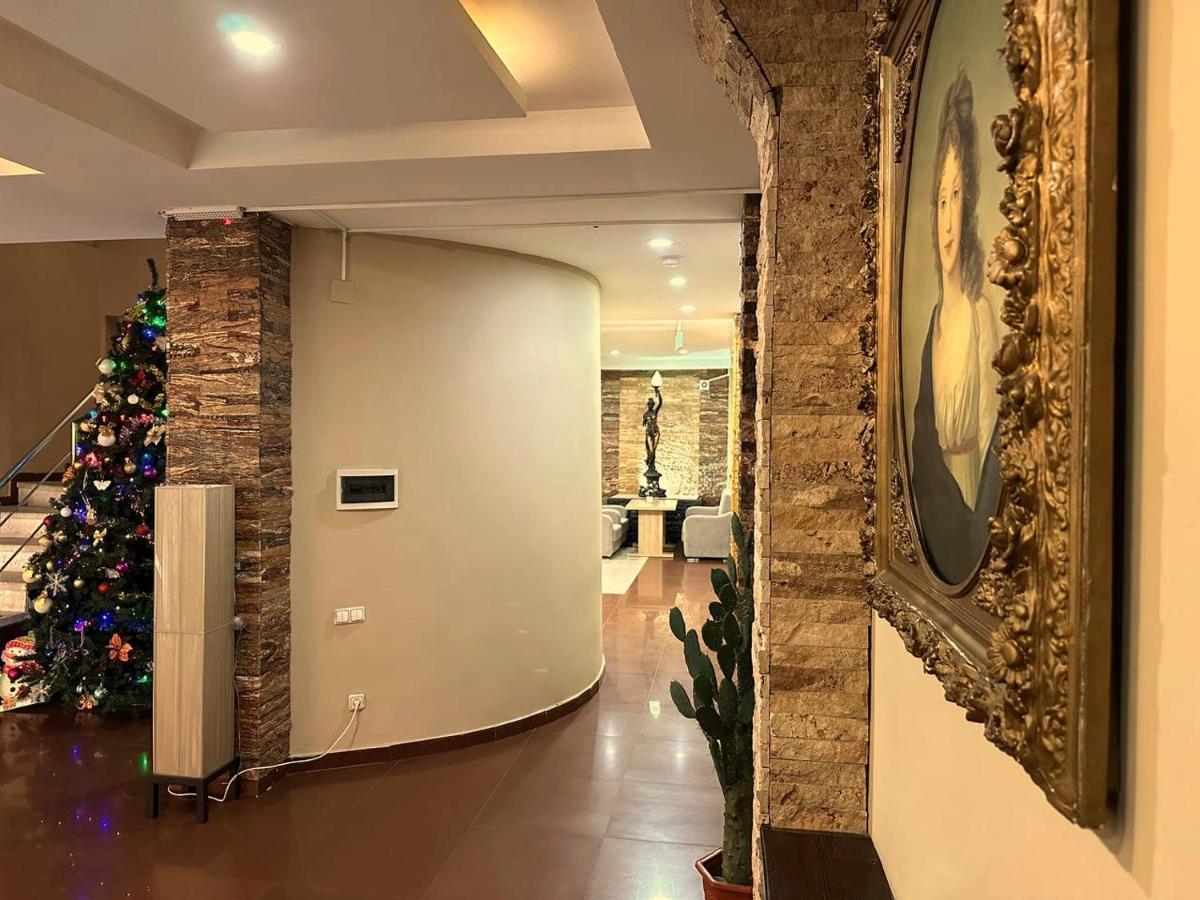 G Bakuri Hotell Batumi Exteriör bild